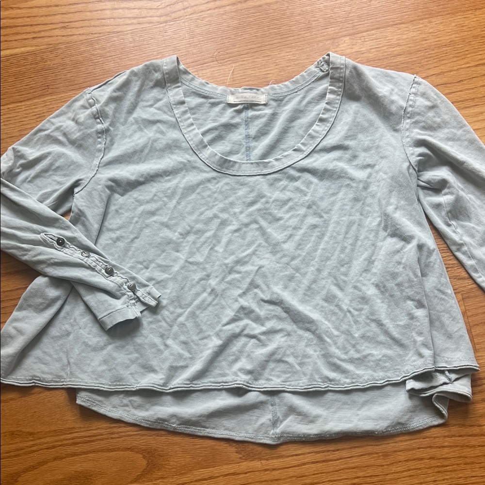 Free People Light blue Women's swing Top with buttoned sleeves small